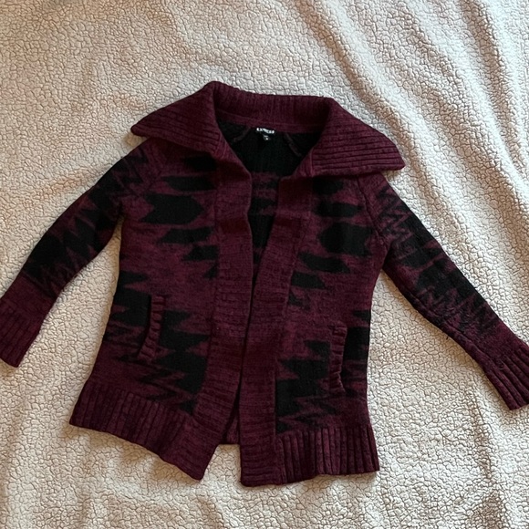 Sweater - Picture 4 of 6